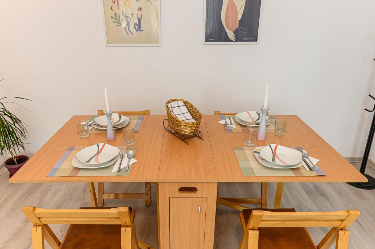 Mountain Oasis Apartment Sinaia Ngoại thất bức ảnh